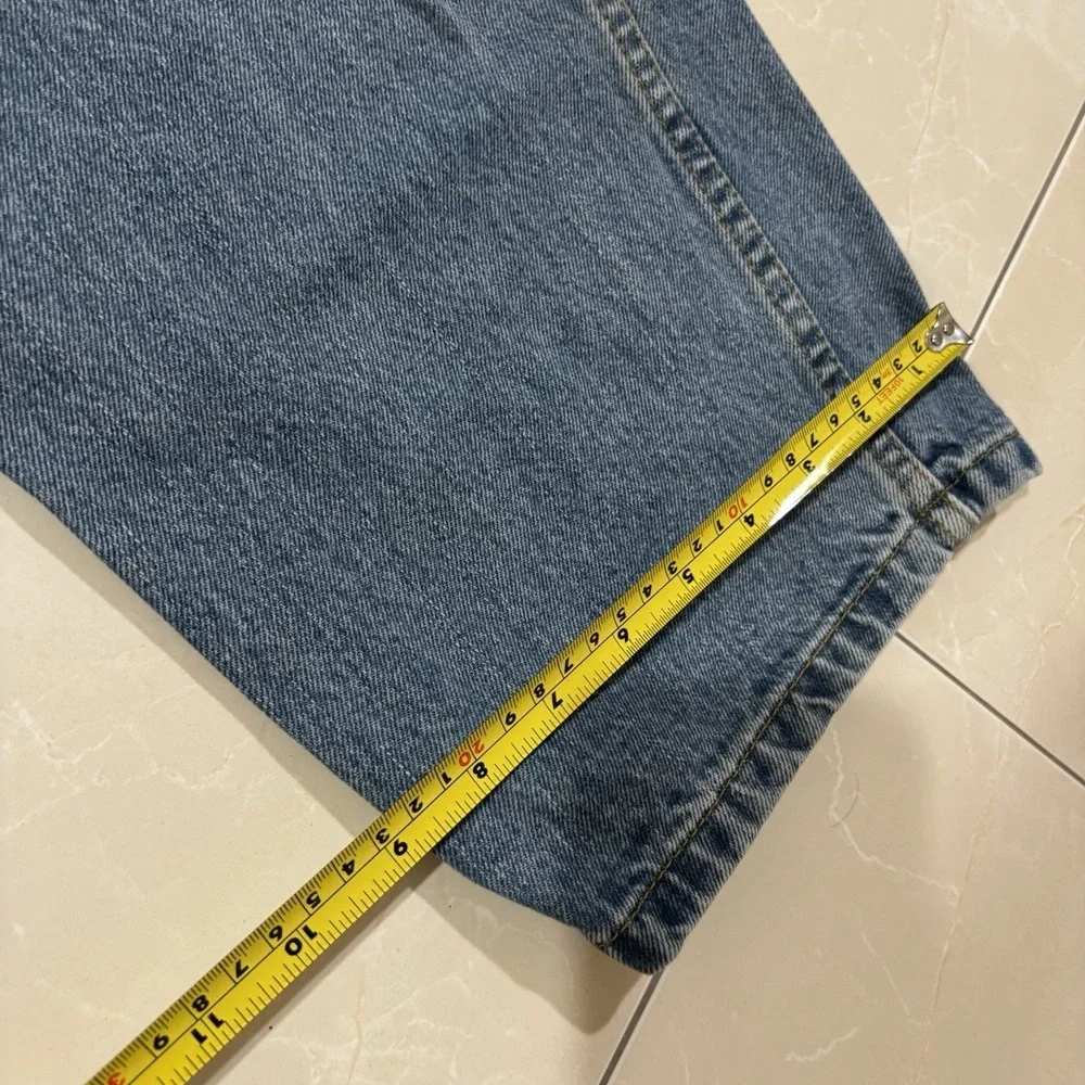 Levis levi 560